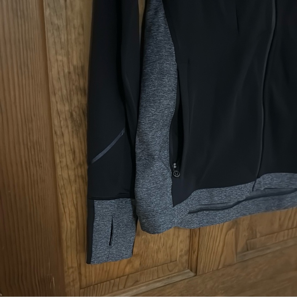 Lululemon Black And Grey Hooded Define Jacket - Picture 5 of 15